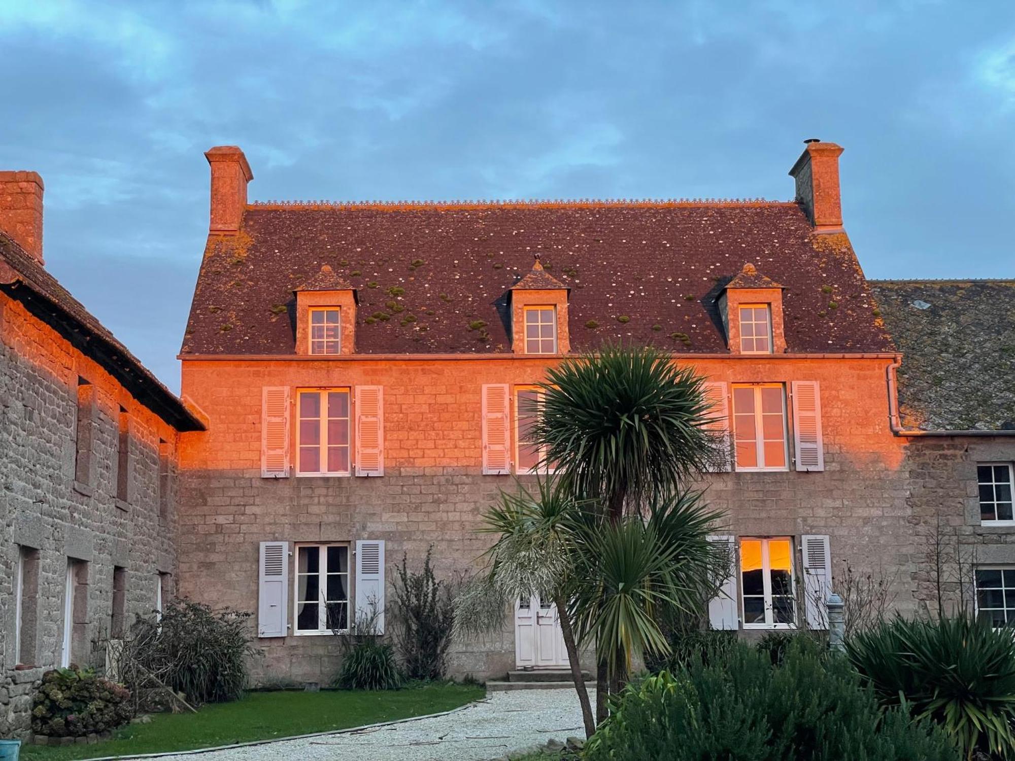 La Ferme De Nehou Hotell Gatteville-le-Phare Eksteriør bilde